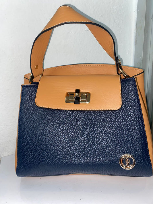 Charlie Square Up Bag